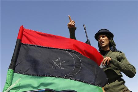 «Πυρά» των αντικαθεστωτικών της Λιβύης κατά του ΝΑΤΟ