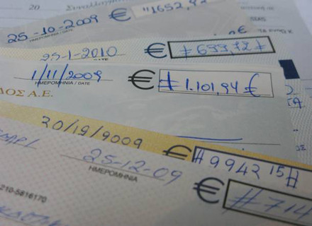 Μισό δισεκατομμύριο ευρώ οι ακάλυπτες  επιταγές το α΄ τρίμηνο του  2011