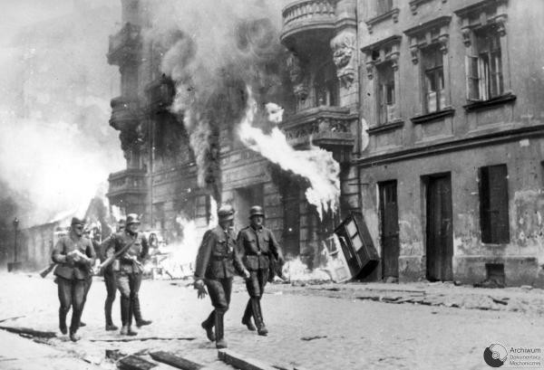 Η εβραϊκή εξέγερση στο γκέτο της Βαρσοβίας