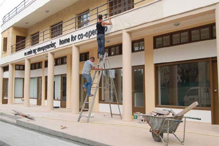 Χριστόφιας και Έρογλου εγκαινιάζουν το «Σπίτι της Συνεργασίας»