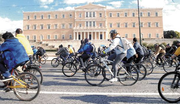 Στους δρόμους βρέθηκαν οι «εραστές» του ποδηλάτου