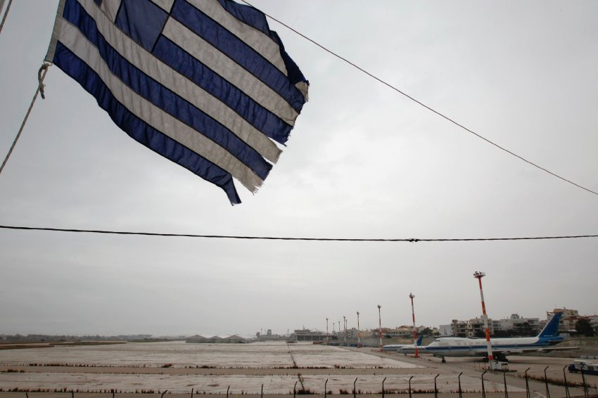 Liberation: Η «κακιά» Ελλάδα στόχος κατά συρροή φημολογίας