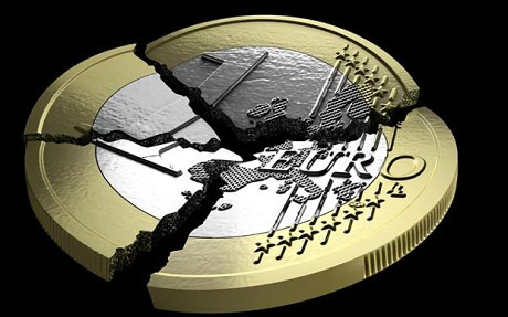Απειλές ΕΚΤ απέναντι στο ενδεχόμενο αναδιάρθρωσης