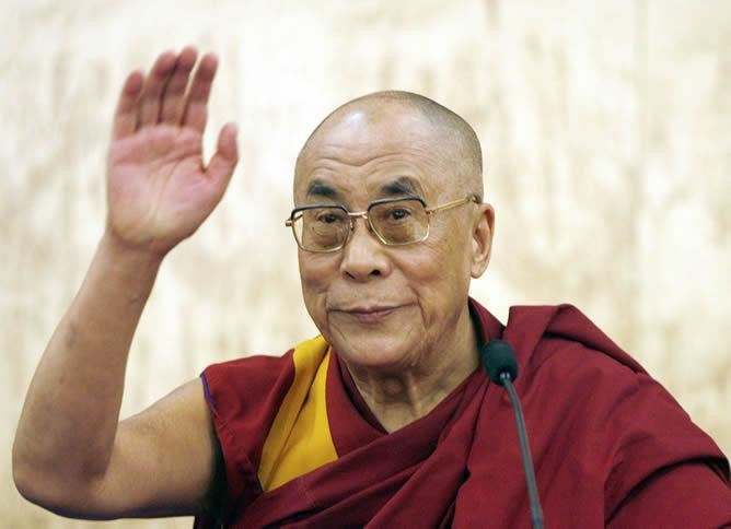 Παραιτήθηκε και επισήμως από τις πολιτικές εξουσίες του ο Δαλάι Λάμα