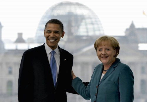 Συνεργασία για την επίλυση της ελληνικής κρίσης υπόσχεται ο Ομπάμα