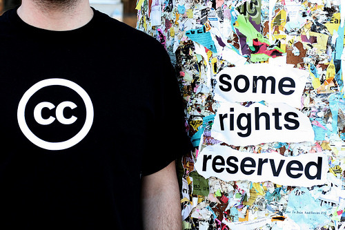 Ο Μεντβέντεφ προτείνει πνευματική ιδιοκτησία τύπου Creative Commons για το Ίντερνετ