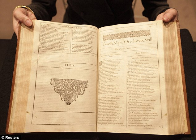 Σπάνια αντίτυπα της πρώτης έκδοσης έργων του Σαίξπηρ εκτίθενται στην Ουάσιγκτον