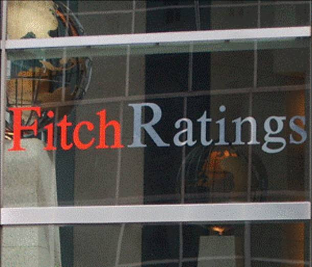 Η Fitch προειδοποιεί για την περίπτωση «ανεξέλεγκτης» στάσης πληρωμών