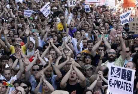 Πουέρτα ντελ Σολ: Tα ΜΑΤ απαγόρευσαν την είσοδο στους «Αγανακτισμένους»