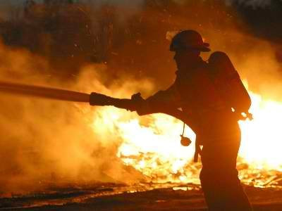 Πυρκαγιές σε εξέλιξη σε όλη την Ελλάδα