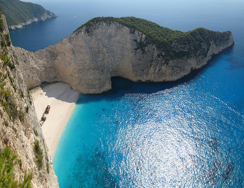 Εξαιρετική η ποιότητα του νερού στις ελληνικές ακτές