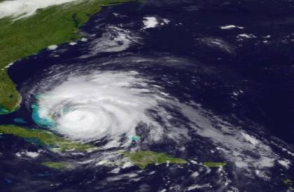 Προληπτική απομάκρυνση των κατοίκων της Νέας Υόρκης εξαιτίας του τυφώνα Αϊρίν