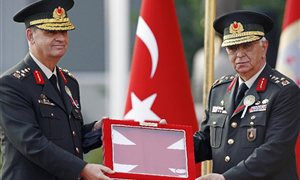 Τη συμμετοχή του στρατού στο σχέδιο «Βαριοπούλα» ομολογεί πρώην επιτελάρχης της Τουρκίας