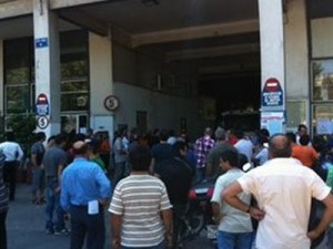 Συνεχίζεται η κατάληψη εργαζομένων στο αμαξοστάσιο του Δήμου Αθηναίων