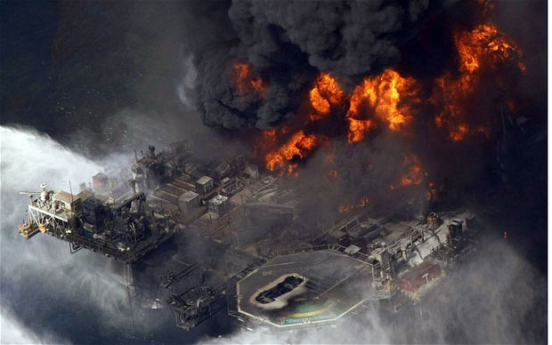 BP και συνεργάτες «υπεύθυνοι» για την καταστροφή στον Κόλπο του Μεξικού
