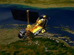 NASA: Δορυφόρος έξι τόνων σε τροχιά πτώσης προς τη γη