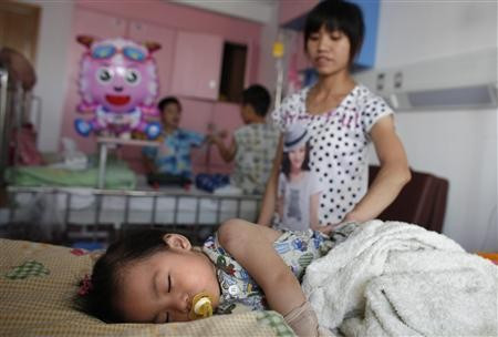 Έκλεισαν 14 κινεζικά εργοστάσια λόγω μόλυνσης παιδιών από μόλυβδο