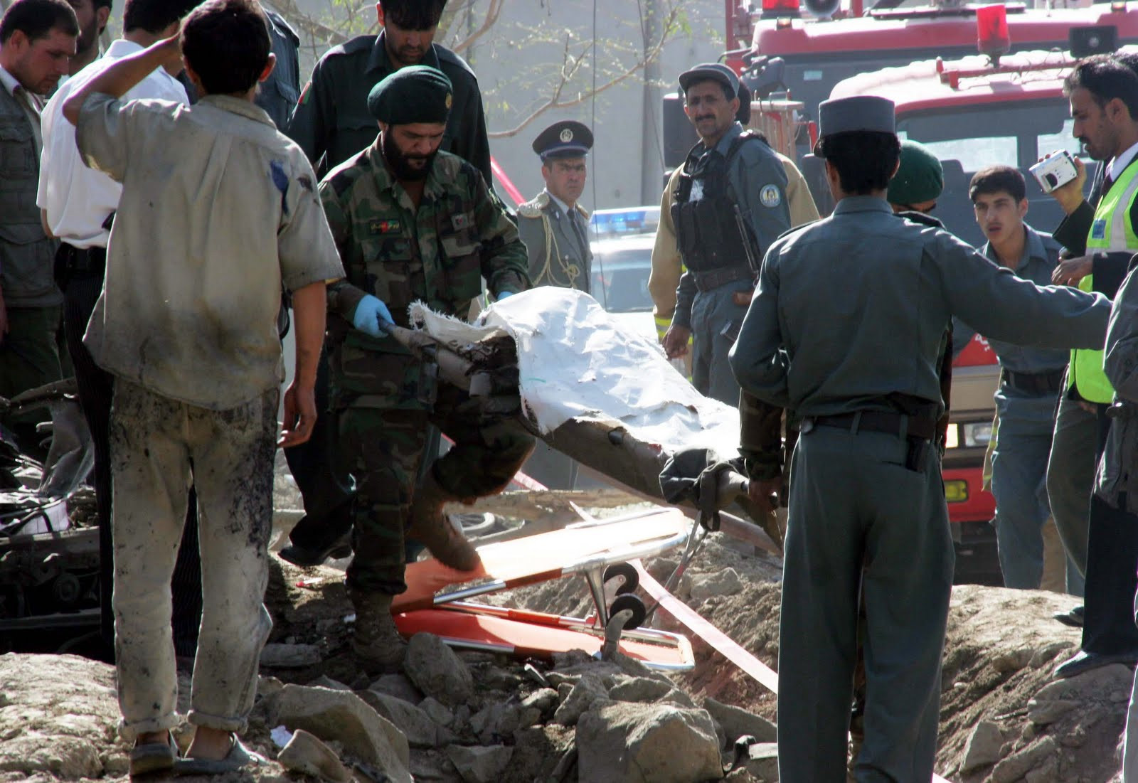 Επίθεση αυτοκτονίας στο Αφγανιστάν με 7 νεκρούς