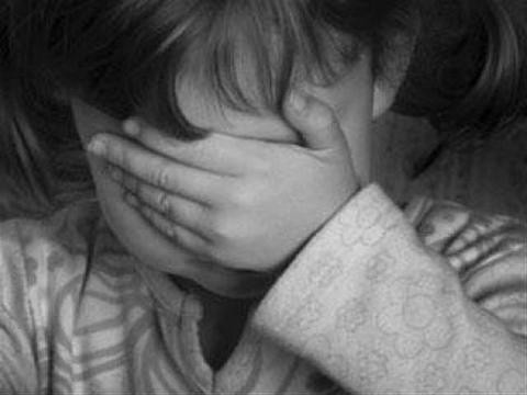 SOS για την κακοποίηση ανηλίκων εκπέμπει το Χαμόγελο του Παιδιού