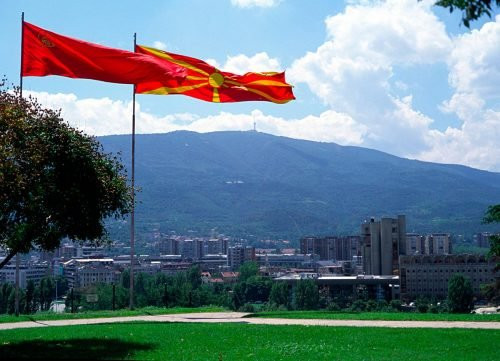 Χάγη: Η Ελλάδα παραβίασε την ενδιάμεση συμφωνία με την ΠΓΔΜ