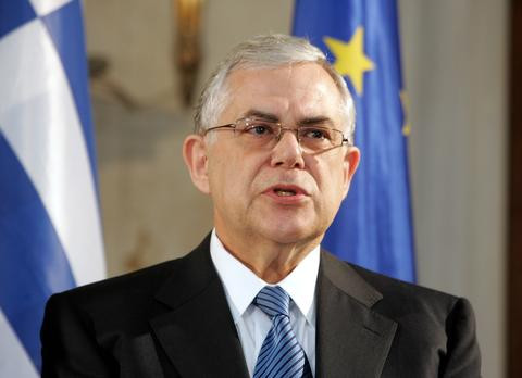 H Ελλάδα υιοθετεί το δημοσιονομικό κανόνα