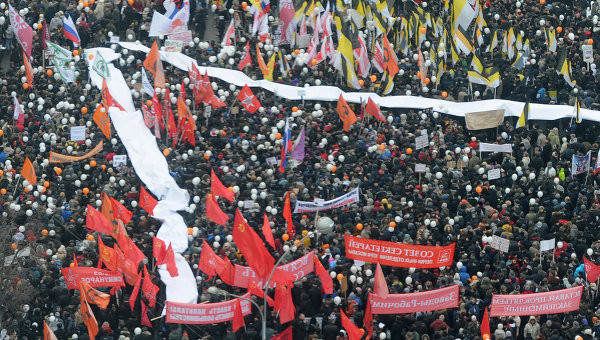 Διαδήλωση 120.000 Ρώσων κατά του Πούτιν στη Μόσχα