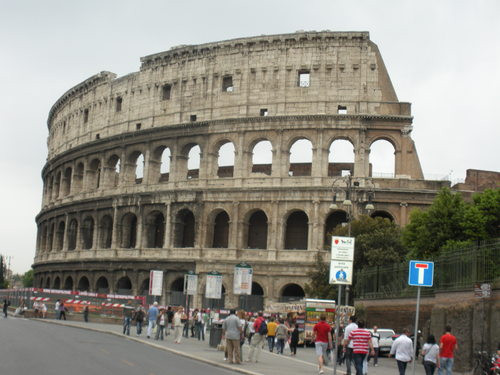 «Τουριστικός φόρος» με το νέο έτος για τους επισκέπτες της Ρώμης