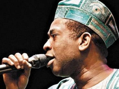 Σενεγάλη: Ο διάσημος τραγουδιστής Γιουσού Ν’ Ντουρ υποψήφιος πρόεδρος