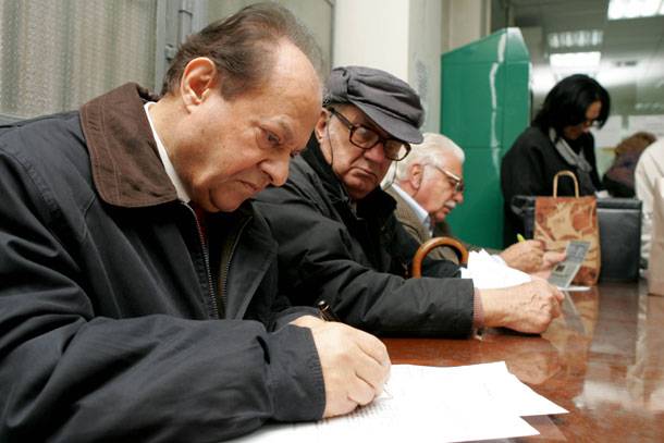 Σε πέντε δόσεις η καταβολή αναδρομικών ΕΚΑΣ