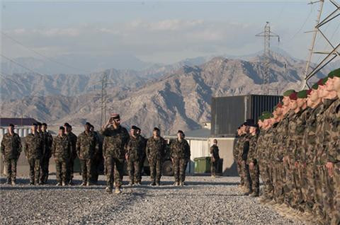 Διακόπτονται οι γαλλικές στρατιωτικές επιχειρήσεις στο Αφγανιστάν