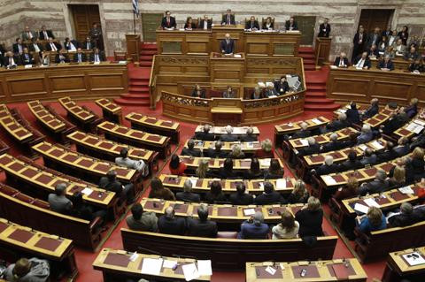 Προαναγγελία τροπολογίας για την κρατική επιχορήγη των κομμάτων από Σπυρόπουλο