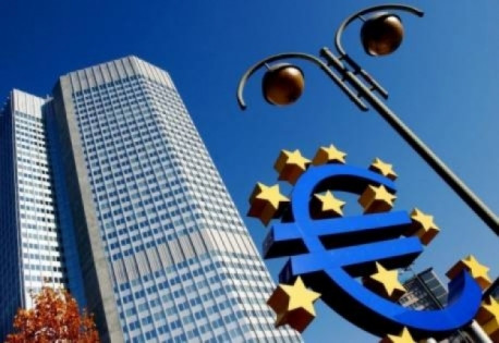 Διακόπτει προσωρινά η ΕΚΤ την αποδοχή ελληνικών ομολόγων ως εγγύηση