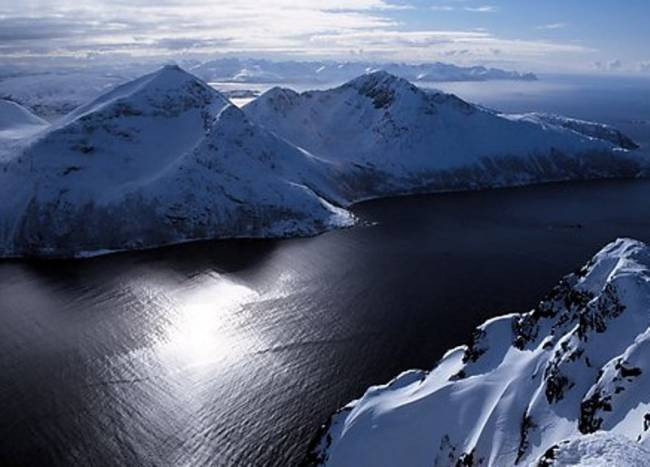 Η υπερθέρμανση στην Αρκτική φέρνει παγωνιά στην Ευρώπη, σύμφωνα με έρευνα