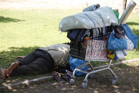 Τι προτείνουν φίλοι του tvxs.gr για τους άστεγους