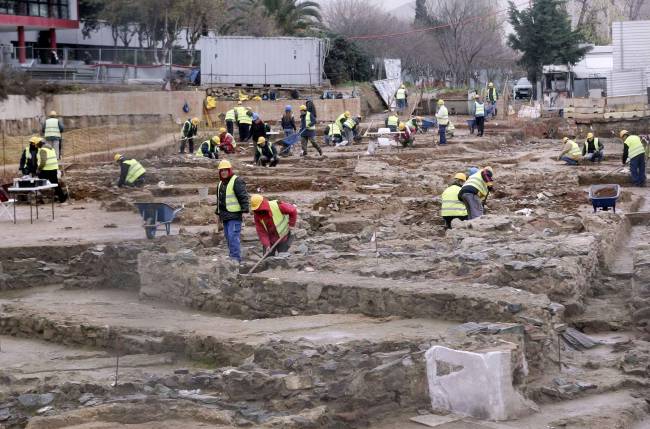 Απεργούν οι έκτακτοι αρχαιολόγοι