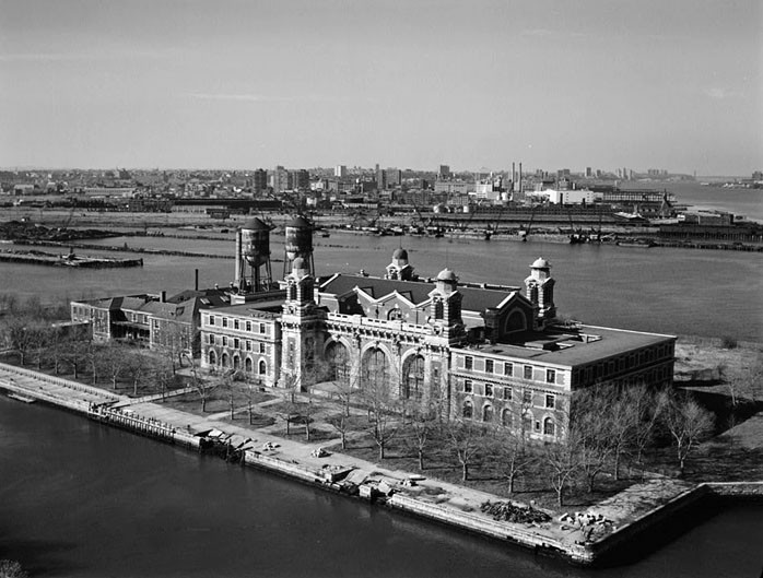 Ellis Island, μια μαρτυρία για το νησί των δακρύων και του φόβου