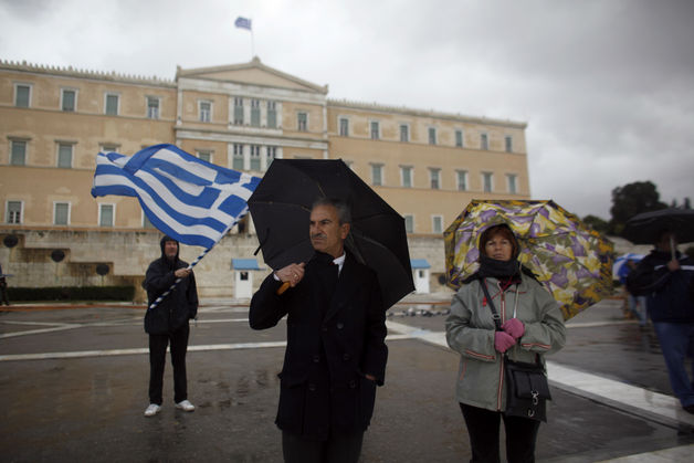 Κορυφώνεται η προεκλογική μάχη: Ψηφοδέλτια, περιοδείες, ομιλίες