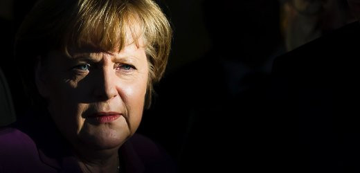 Spiegel: Η σιδηρά καγκελάριος της λιτότητας μαλακώνει