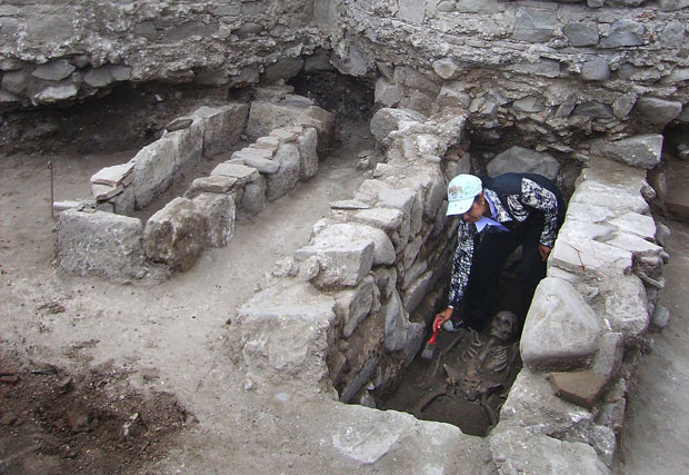 Βρέθηκαν δύο σκελετοί «βαμπίρ» στη Βουλγαρία