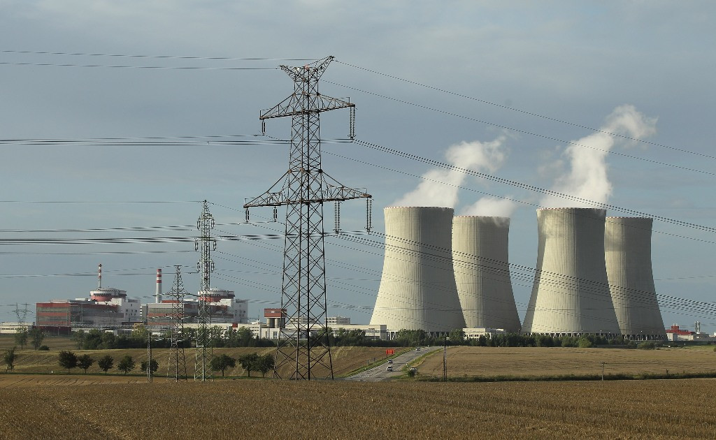 Σε λειτουργία τίθενται ξανά δύο πυρηνικοί αντιδραστήρες στην Ιαπωνία