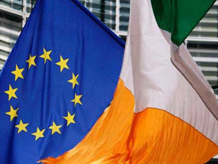 Παράταση για την αποπληρωμή του ιρλανδικού χρέους εξετάζει η ΕΕ