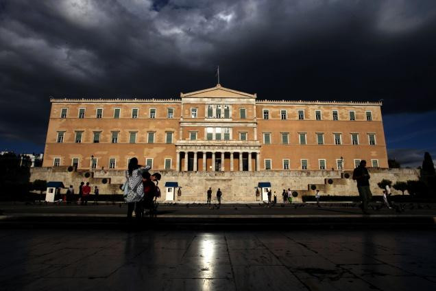 VPRC: Απογοήτευση για την τρικομματική – Πρώτο κόμμα ο ΣΥΡΙΖΑ