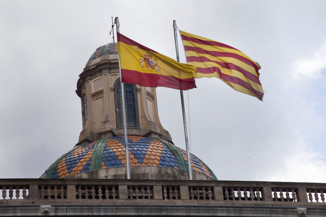 Αδυναμία καταβολής μισθών στο δημόσιο στην Καταλονία