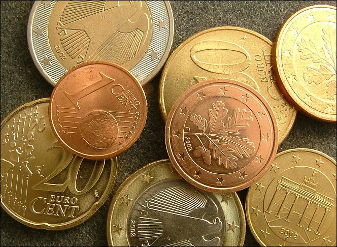 Το τίμημα του ευρώ δεν μπορεί να είναι απεριόριστο. Του Αντώνη Καρακούση