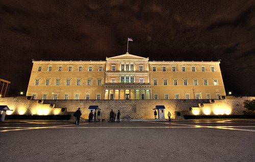 ΣΥΡΙΖΑ: Να έρθει στη Βουλή η λίστα του ΣΔΟΕ με πολιτικά πρόσωπα