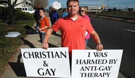 Η Καλιφόρνια καταργεί τις «θεραπείες επανόρθωσης» για τους γκέι