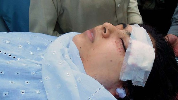 Στη Βρετανία η 14χρονη Πακιστανή που πυροβολήθηκε στο κεφάλι