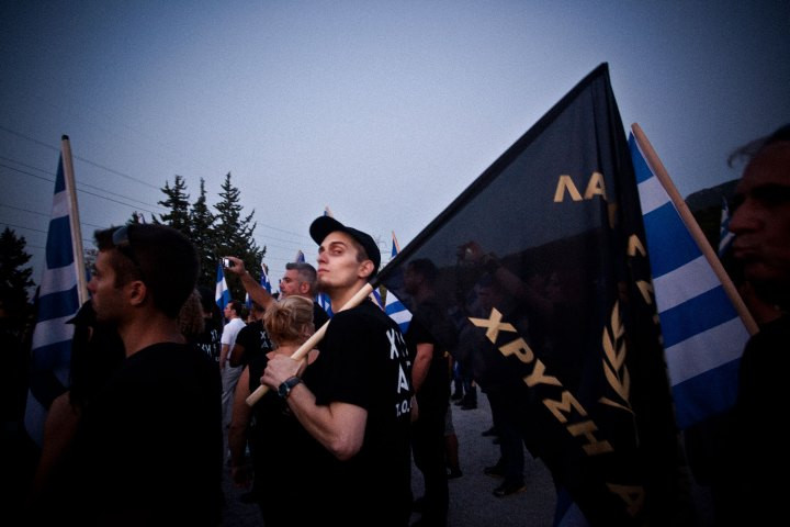 Η Χρυσή Αυγή κάνει εξωτερική πολιτική – Σχέδιο υπονόμευσης των σχέσεων με Σκόπια και Τίρανα