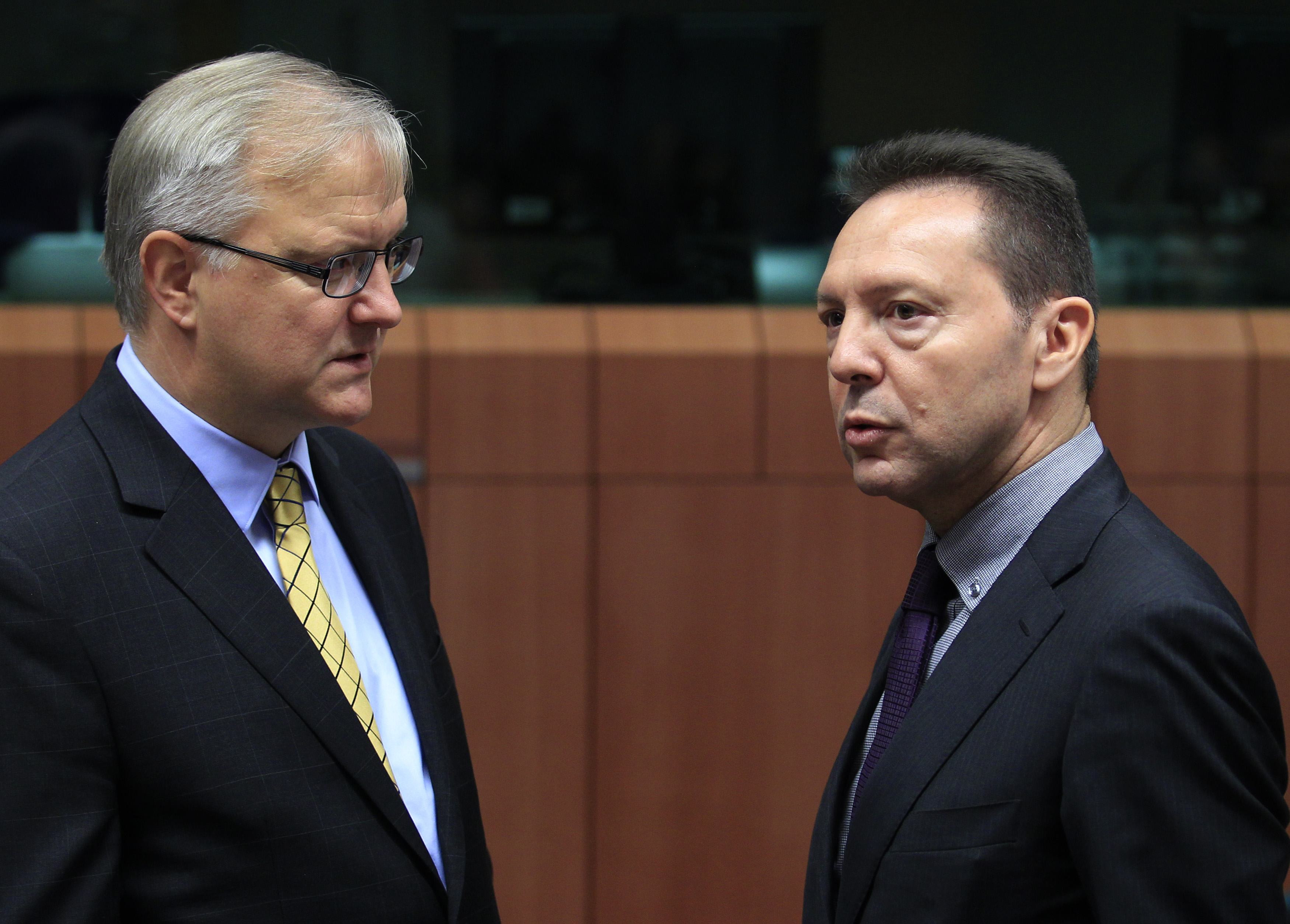 Διεθνή ΜΜΕ: «Αβέβαιο» μέλλον μετά το ναυάγιο στο Eurogroup