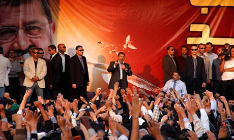 Αίγυπτος: Από τη στρατιωτική στη θρησκευτική δικτατορία;